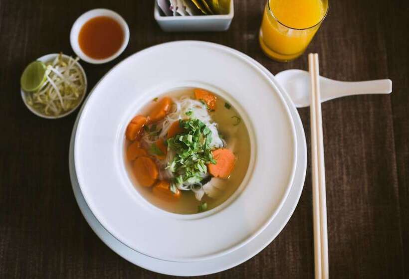 ホテル Solitaire Kamreuk Resort