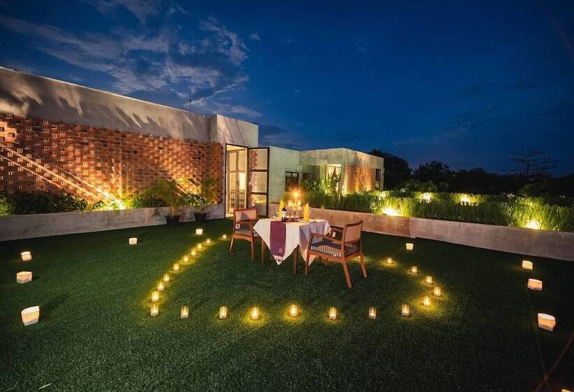 ホテル Solitaire Kamreuk Resort