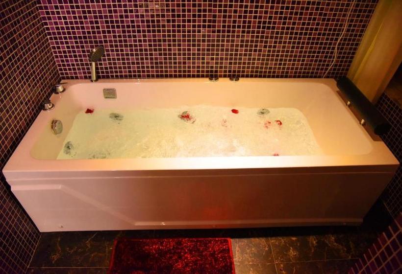 Super 8 Hotel Select Guangzhou Railway Station Xicun Subway Station