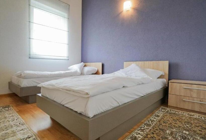 منتجع سراييفو   Sarajevo Resort