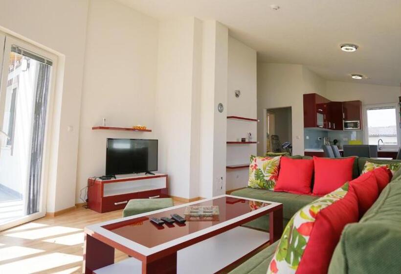 منتجع سراييفو   Sarajevo Resort