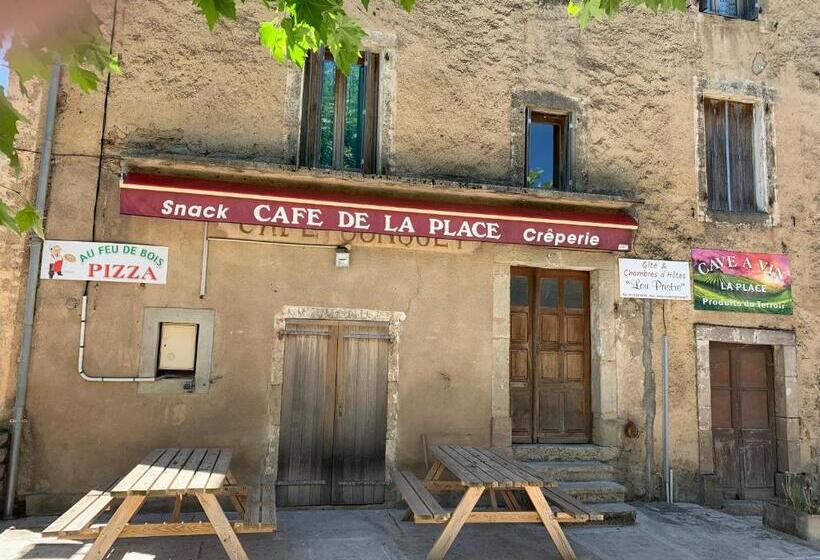 ベッドアンドブレックファースト Café De La Place Gîte & Chambres D Hôtes Lou Pastre