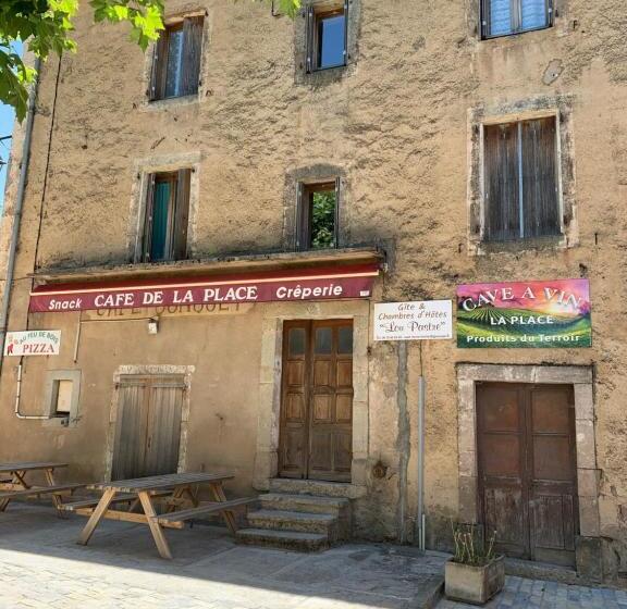 ベッドアンドブレックファースト Café De La Place Gîte & Chambres D Hôtes Lou Pastre