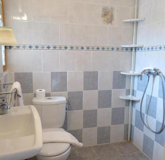 ベッドアンドブレックファースト Café De La Place Gîte & Chambres D Hôtes Lou Pastre