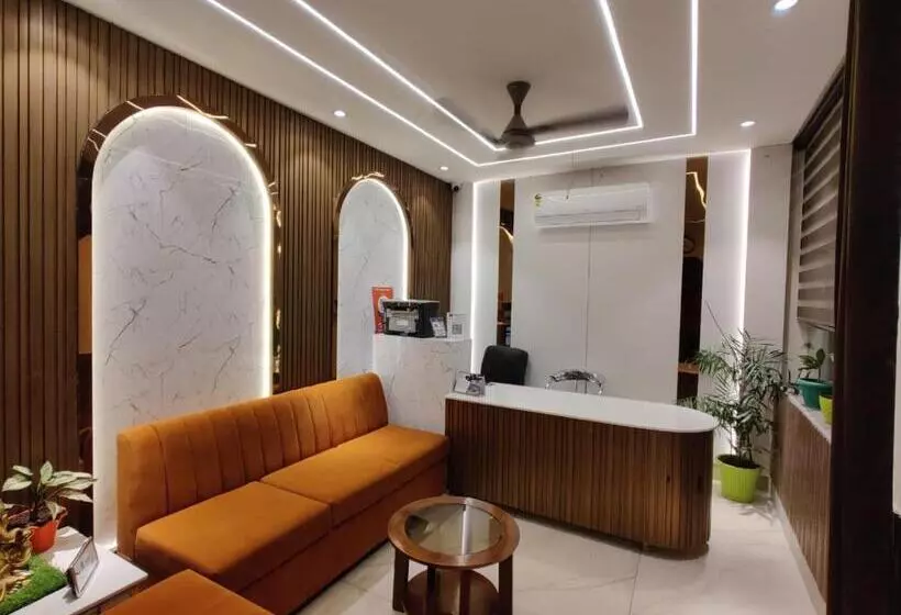 Hotell Devaaya Palace