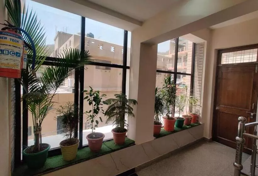 Hotell Devaaya Palace