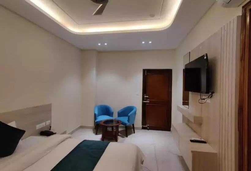 Hotell Devaaya Palace