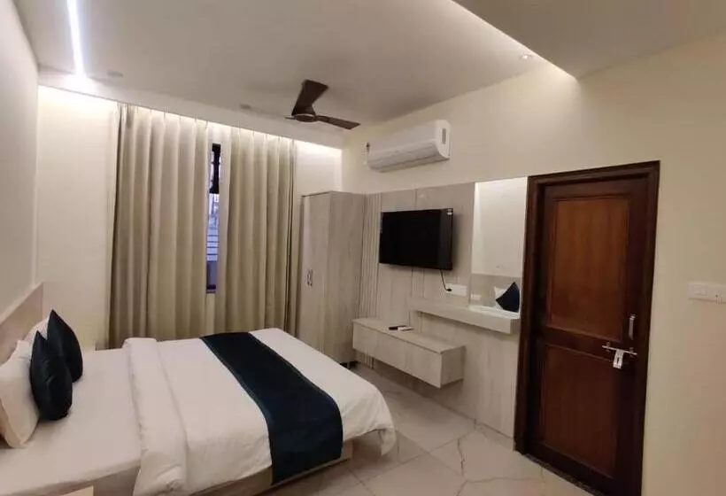 Hotell Devaaya Palace