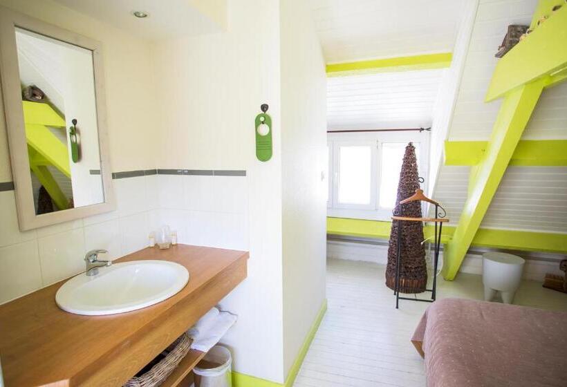 酒店 Mary Boat Trip