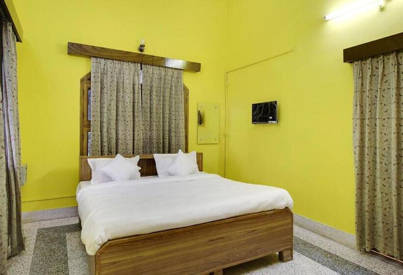 בית מלון כפרי Super Oyo Flagship 45323 Pogl Brahmaputra Guest House