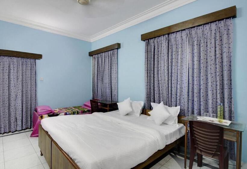 בית מלון כפרי Super Oyo Flagship 45323 Pogl Brahmaputra Guest House