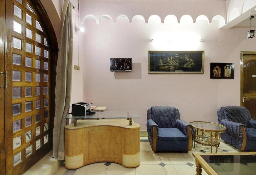 בית מלון כפרי Super Oyo Flagship 45323 Pogl Brahmaputra Guest House