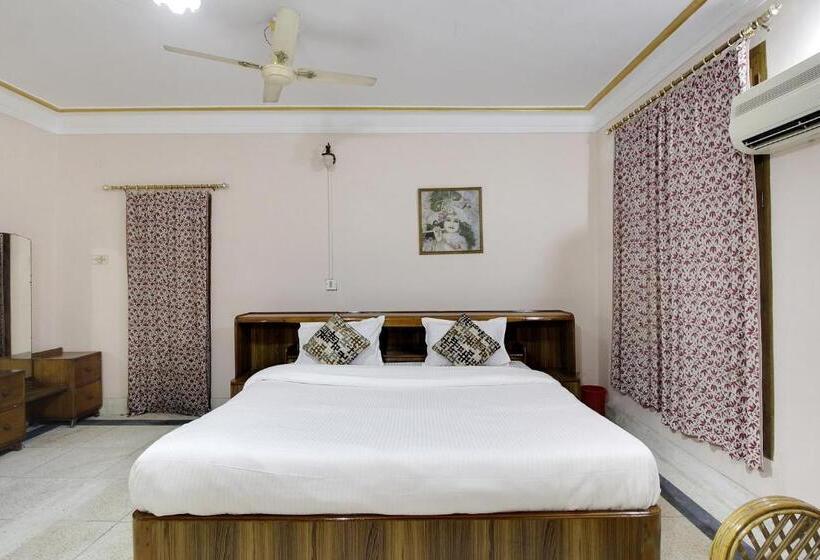 בית מלון כפרי Super Oyo Flagship 45323 Pogl Brahmaputra Guest House