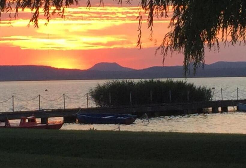 Пансион Anna Apartman