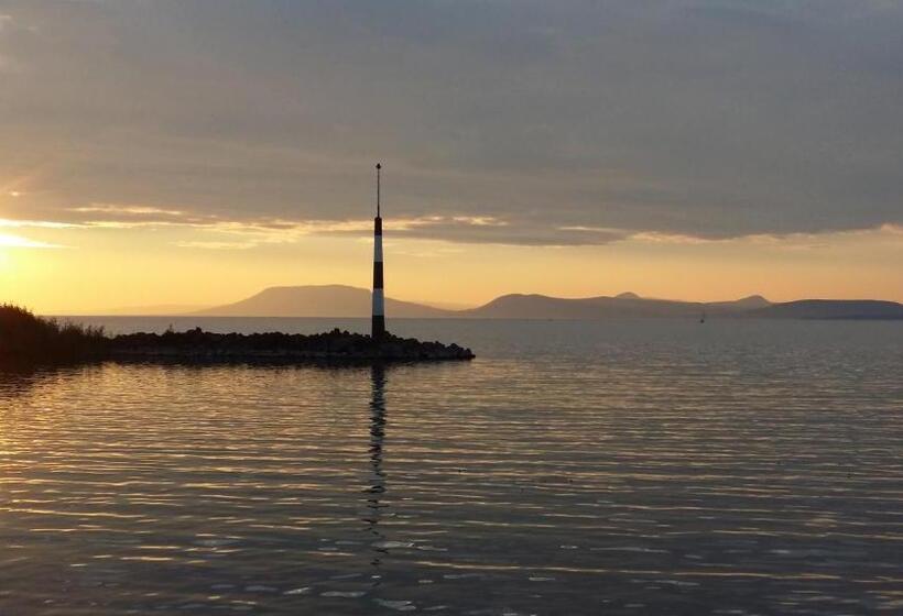 Пансион Anna Apartman