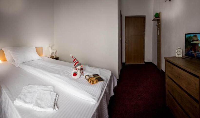 پانسیون Cabana Smile Straja