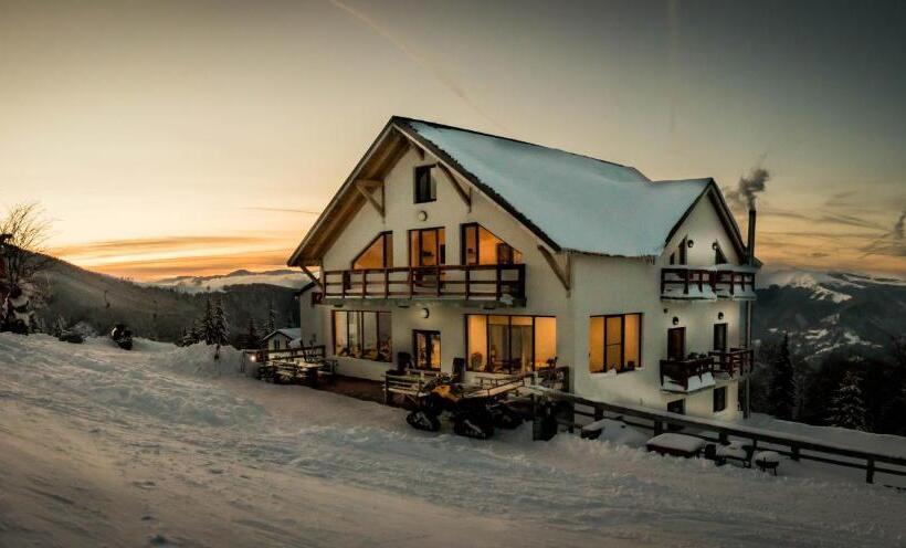 پانسیون Cabana Smile Straja