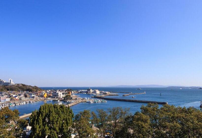 旅館 Osakana Seaside