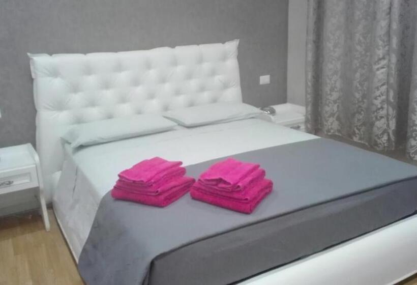 تختخواب و صبحانه Donna Margharet