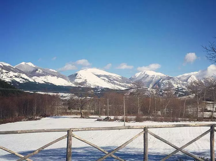ホテル Agriturismo Acquafredda