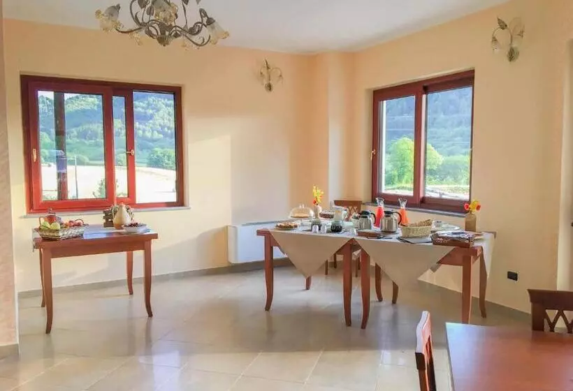 ホテル Agriturismo Acquafredda