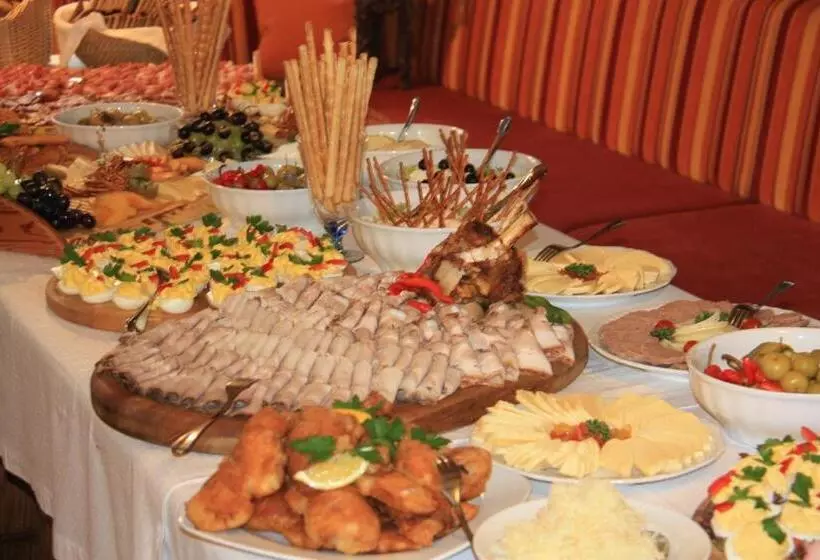Hotelli Gasthof Pension Zoller