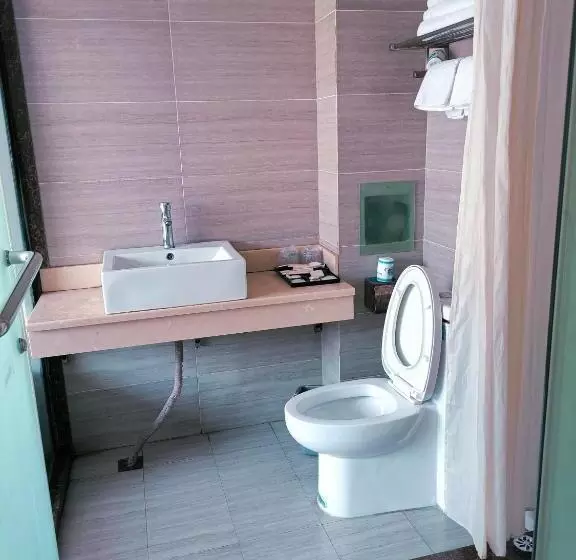 هتل Juli Boutique