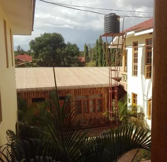 هتل The Paradise In Kilimanjaro