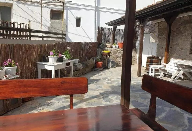 ペンション Guest House Antique