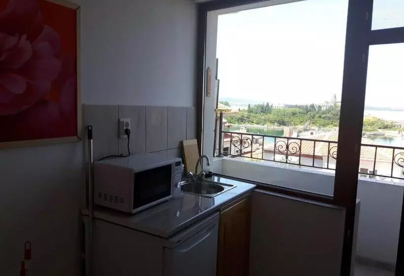 ペンション Guest House Antique