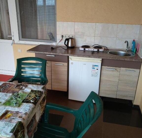 پانسیون Guest House Santin