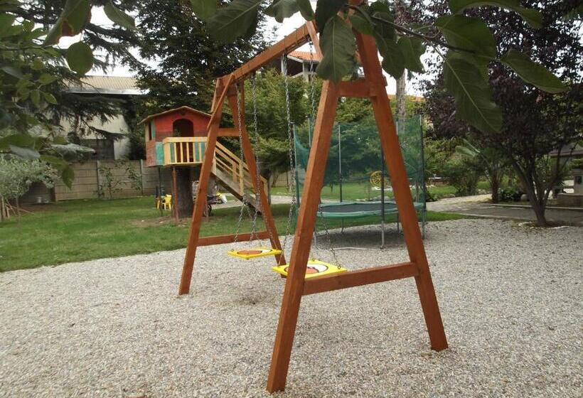 بنسيون Relais Villa Ornella