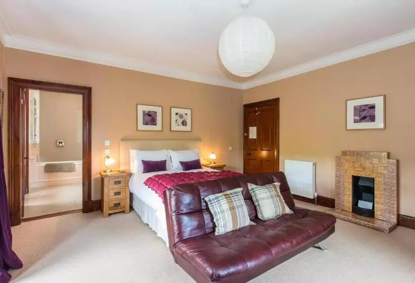 Colterscleuch House B&b