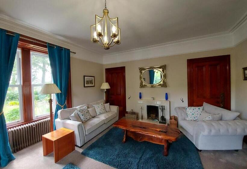 Colterscleuch House B&b