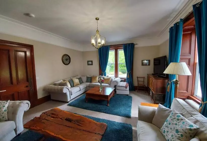 Colterscleuch House B&b