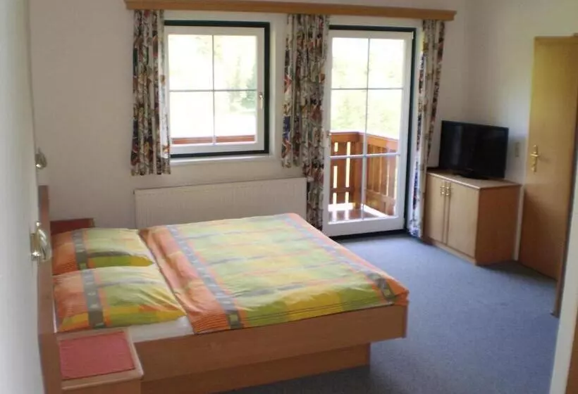 Gasthof Pension Strassreith