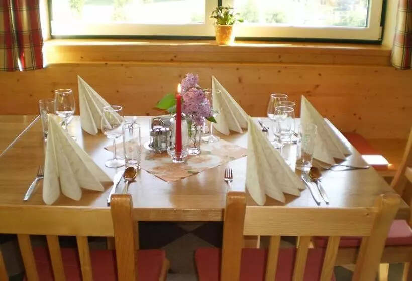 Gasthof Pension Strassreith