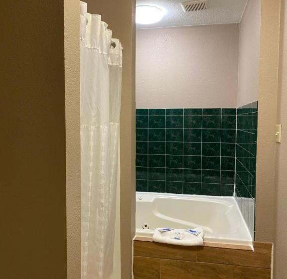 בית מלון כפרי Quality Inn & Suites