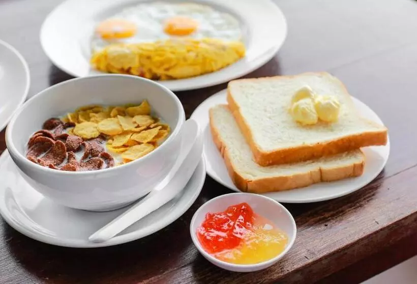 La Lune Beach Resort