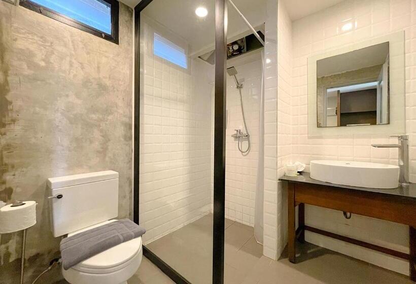 La Lune Beach Resort