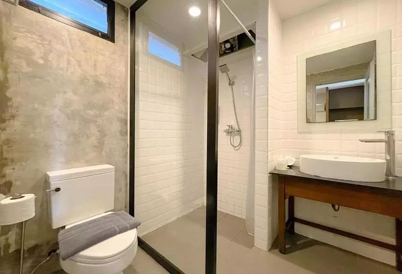 La Lune Beach Resort