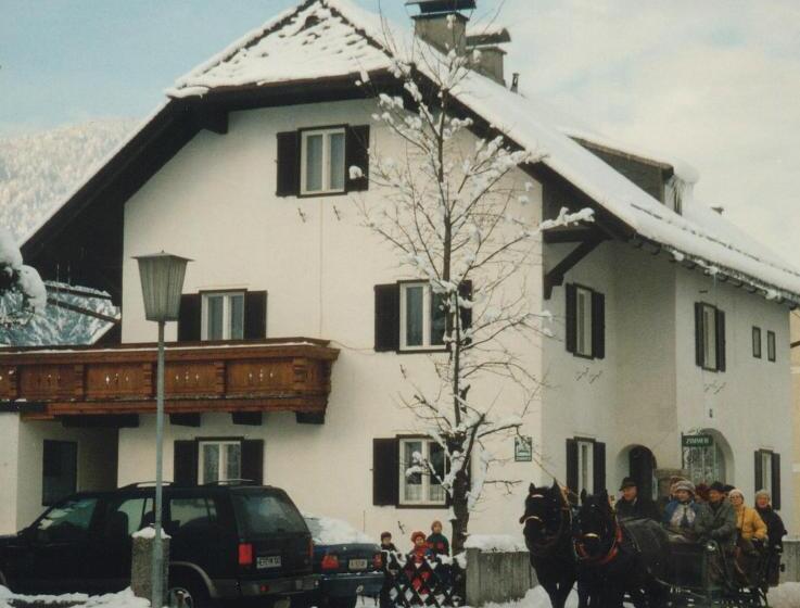 ペンション Haus Kapfinger