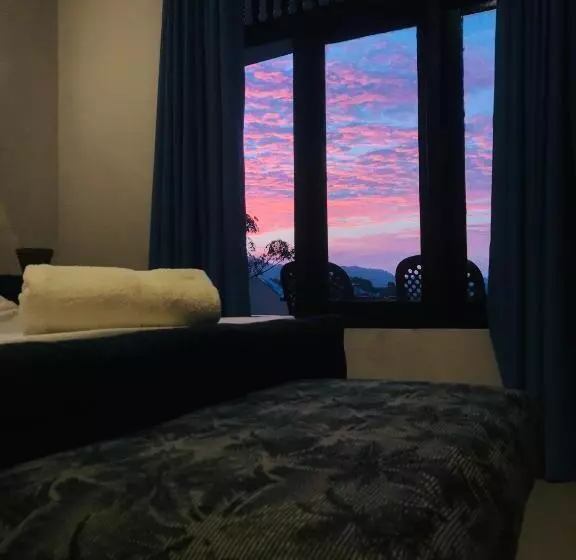 Auberge Cloud Nine