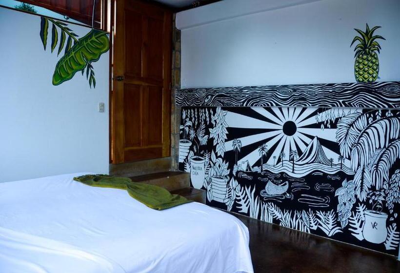 تختخواب و صبحانه Nuestra Casa