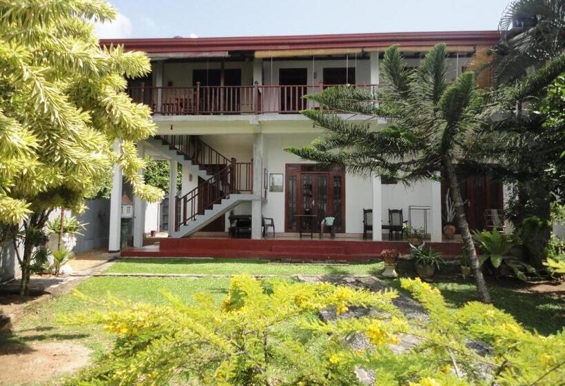 مبيت وإفطار Sapara River Guest