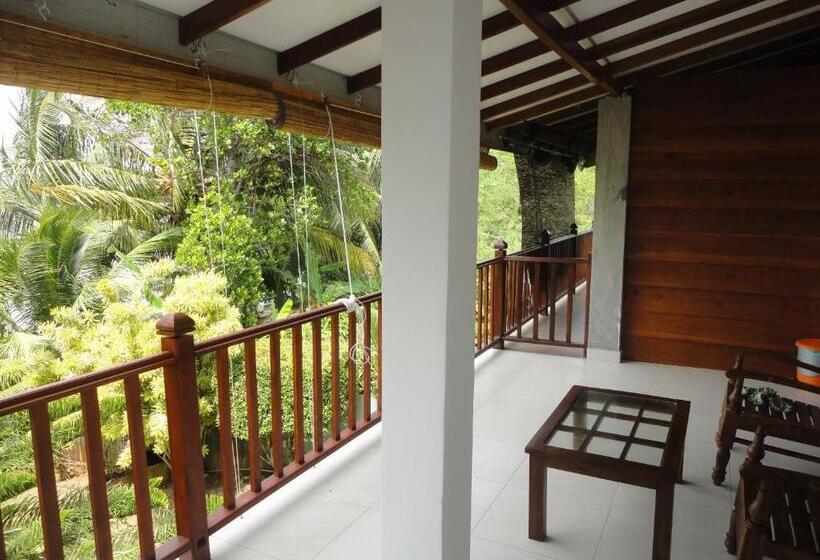 مبيت وإفطار Sapara River Guest