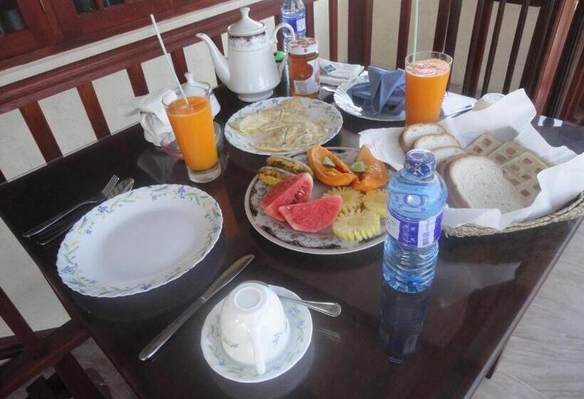 مبيت وإفطار Sapara River Guest