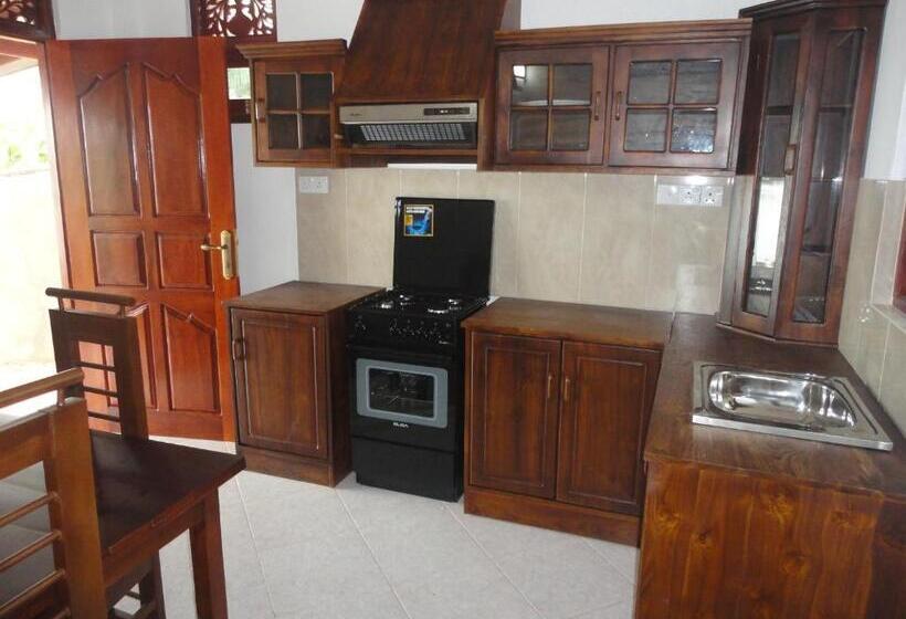 مبيت وإفطار Sapara River Guest