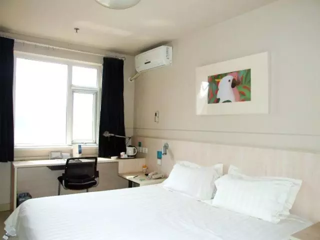 Hotelli Jinjiang Inn Shijiazhuang Yuhua East Road