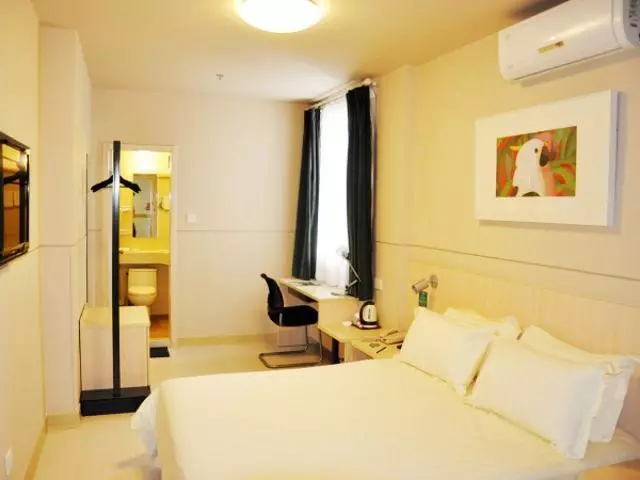 Hotelli Jinjiang Inn Shijiazhuang Yuhua East Road